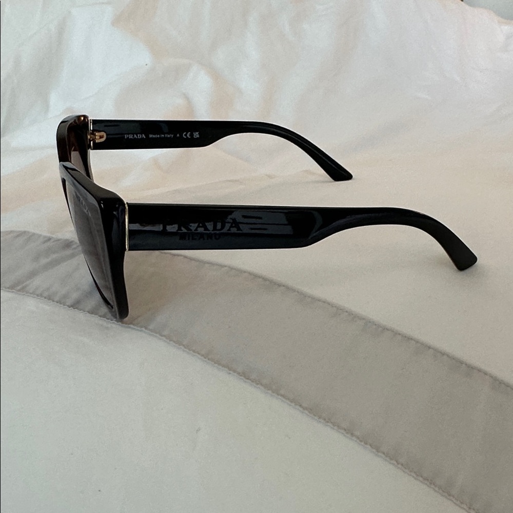 Prada 52mm square sunglasses - Picture 7 of 11